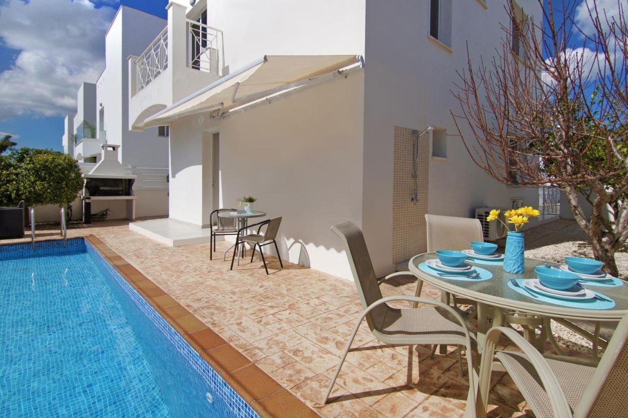 Villa Nissinia - Nissi Beach Area Ajía Nápa Kültér fotó
