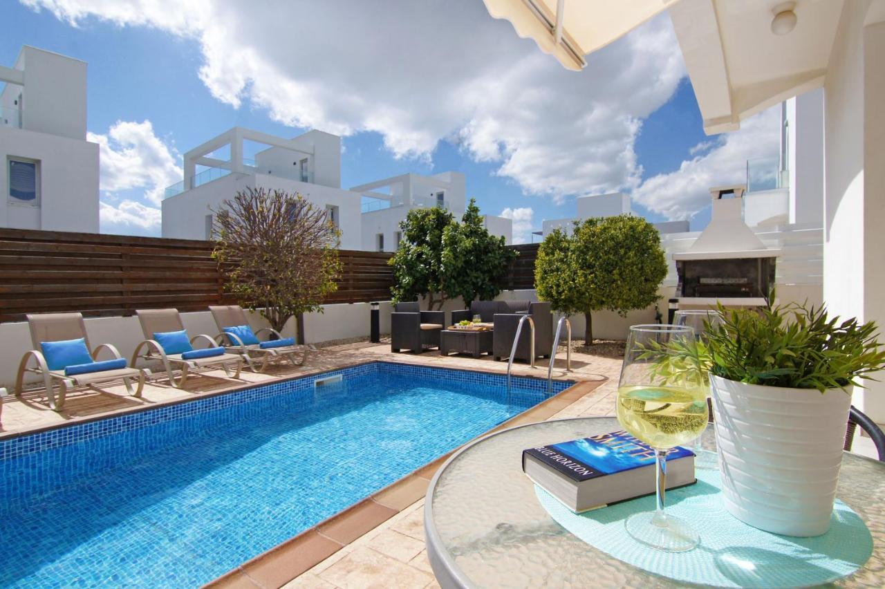 Villa Nissinia - Nissi Beach Area Ajía Nápa Kültér fotó